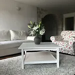 Apartment Palace