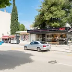 Tessa Apartment