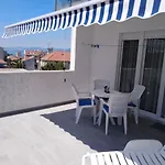 Amazing Split Apartment