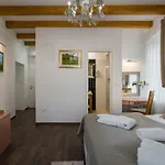 Id Regal Residence