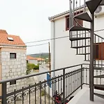 House Rokastone