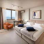 Royal Suites-Sky
