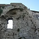 Luxury And Authentic Studio In Split Old Town