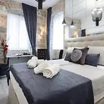 Avangarde Luxury Rooms