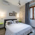 Deluxe Apartments Muse