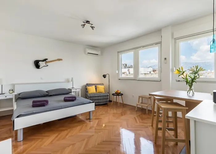 Aldo Apartment