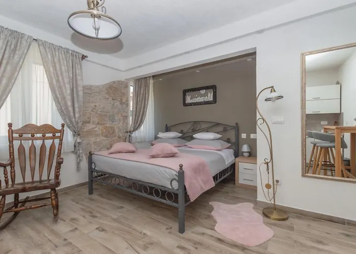 Bossa Studio Apartments