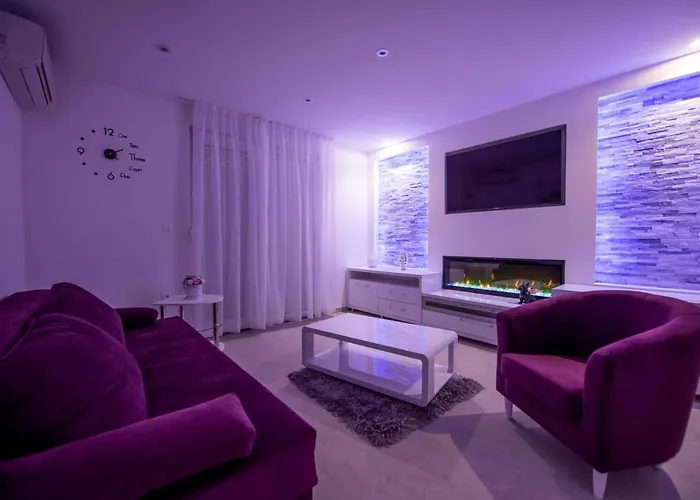 Lions Apartment