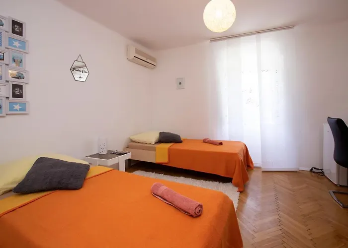 Cozy Room With Own Bathroom In The Old Town