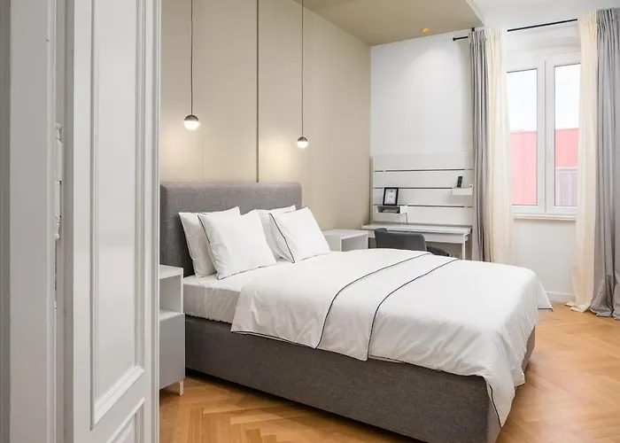 Grey Pearl Rooms