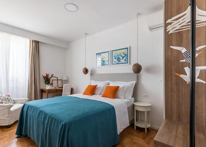 Promenade Room Split ****