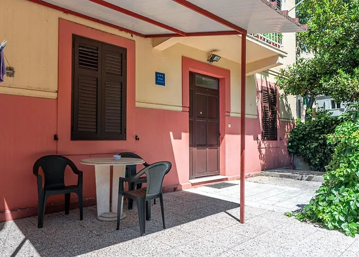 Apartment Goge