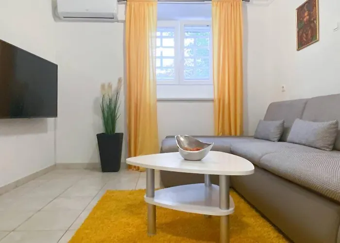 Cozy Apartment Marin In Split