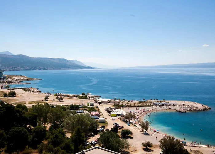 Deluxe Beach Apartments Renata