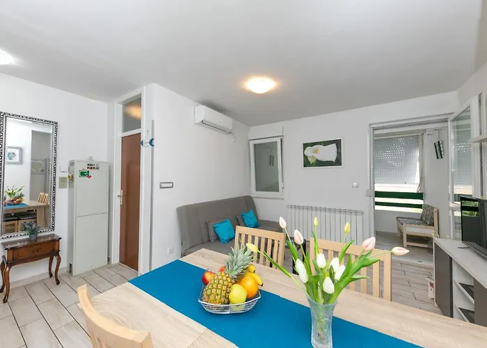 Apartment For 2, Balcony, Wi-Fi, Public Parking, Private Entrance, Self Check In