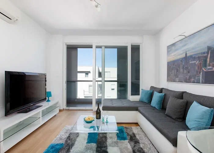 Blue Pearl Apartment