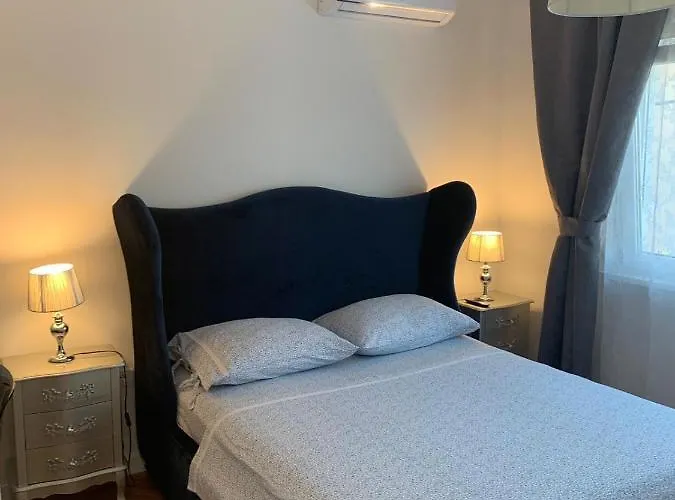 Room Anna Split