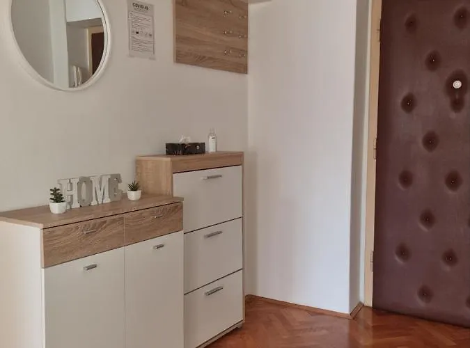 Apartment Stipe