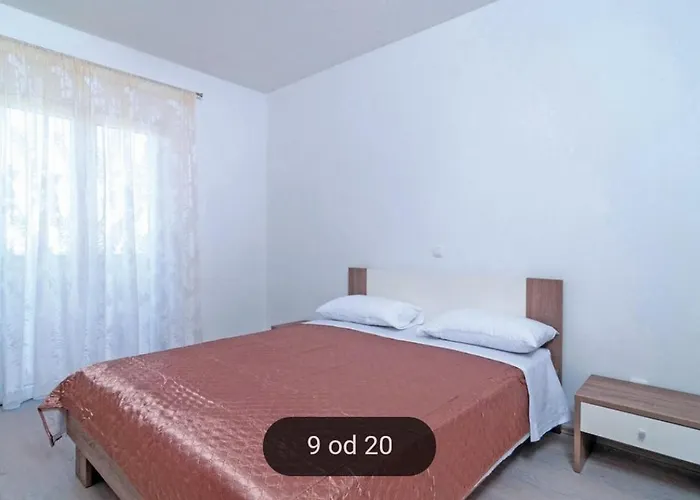 Apartments Tomic