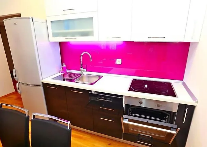 Royal Deluxe Apartment With Balcony