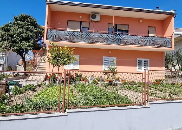 Guest House Ana