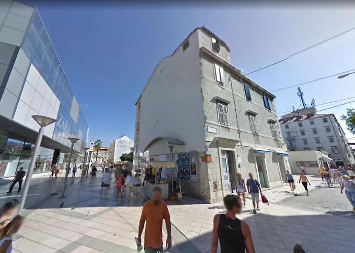 Apartment Pirja