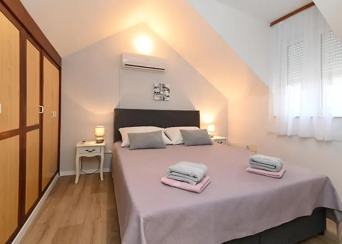 Oleander Apartments Split