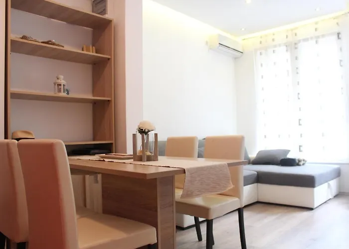 One Bedroom Apt With Wifi