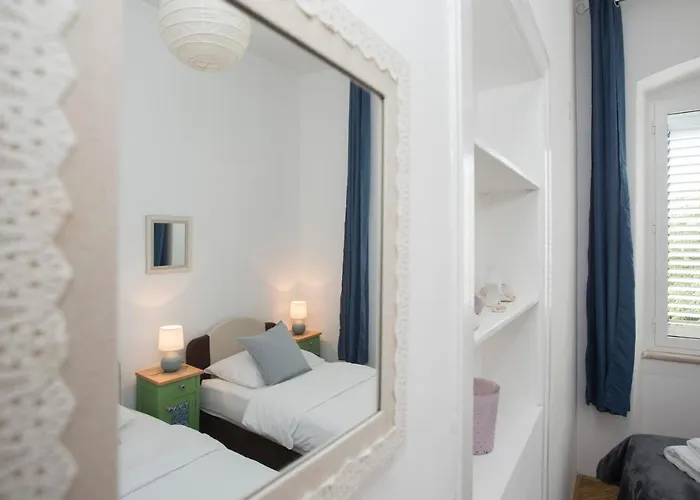 Town Place Apartment