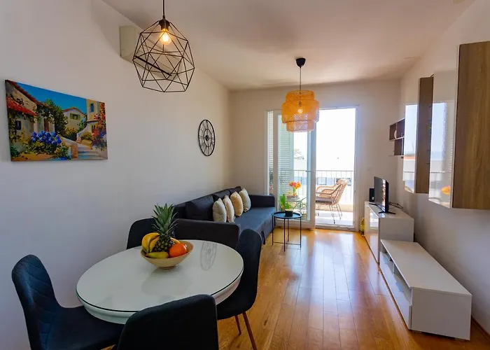 Allora Apartment With Panoramic Sea View