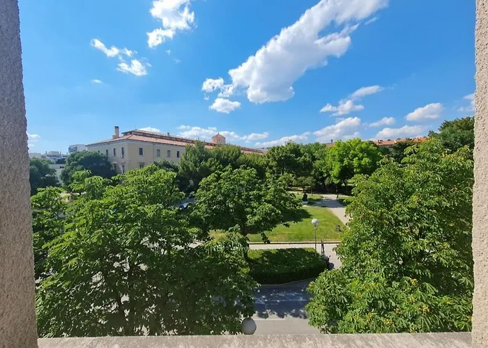 New Modern-Park View-5 Minutes From Diocletian\'S Palace