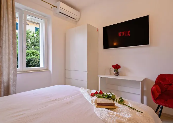 Summer breeze luxury rooms