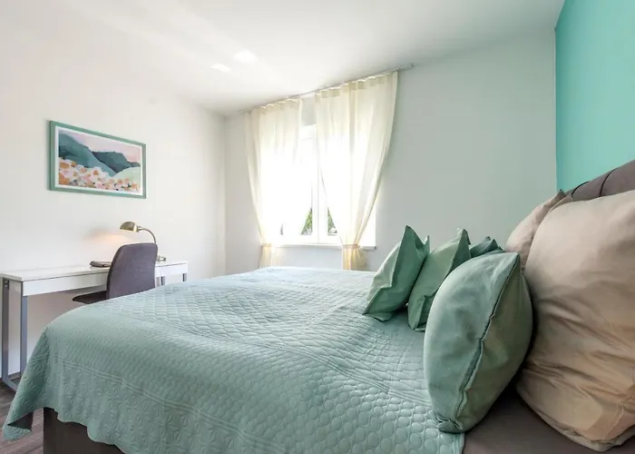 New Luxury Bella Apartment