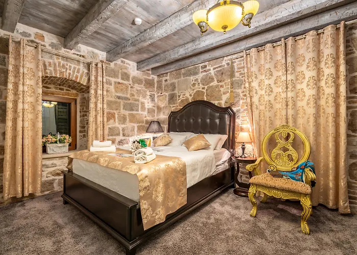Heritage Palace Varos - Mag Quaint & Elegant Boutique Hotels