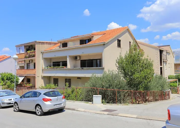Apartments With Wifi Split - 18336