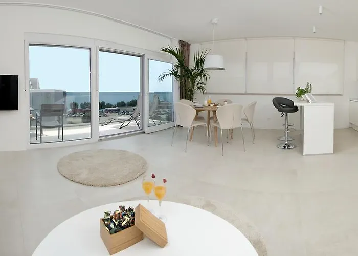 Apartments Deja Views