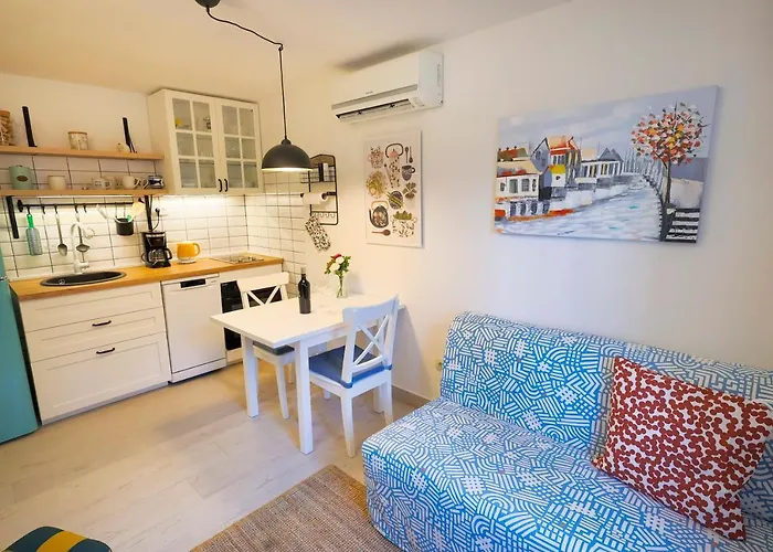 Urban City Center Apartment