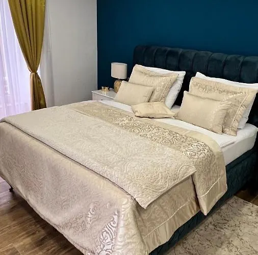 Gold Luxury Room