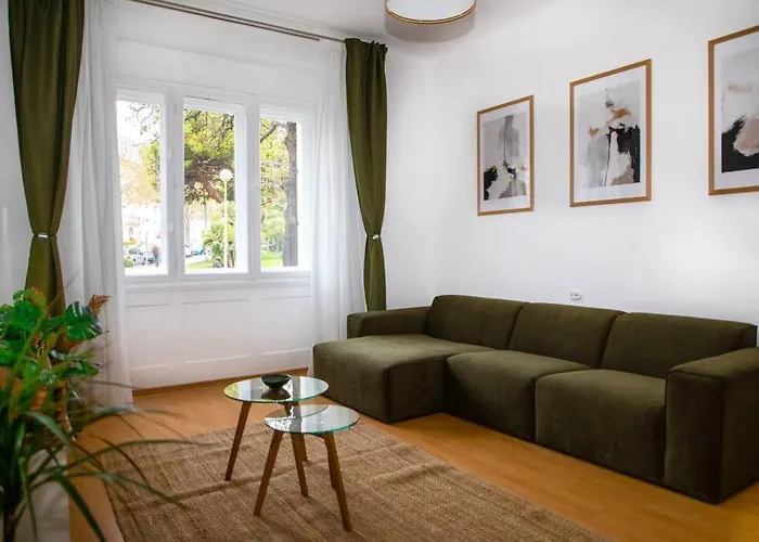 Brand New City Center Apartment Nostalgija