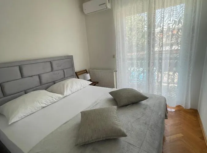 Apartments Vip