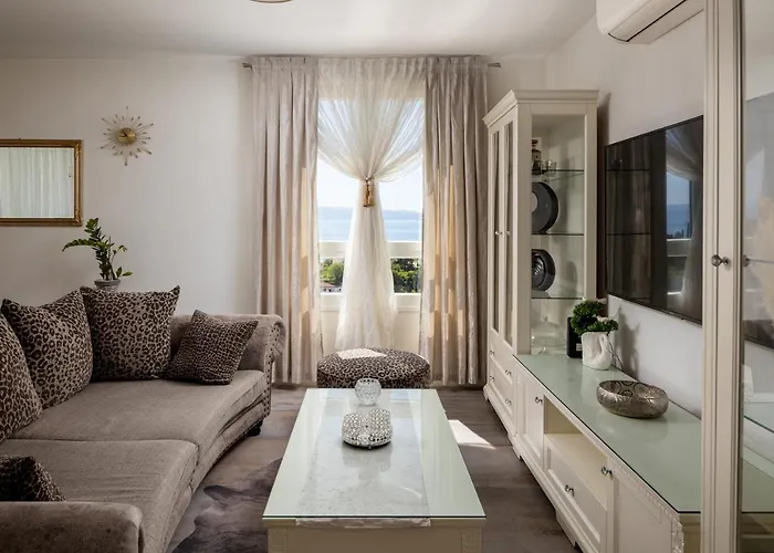 Luxury Apartment Azure