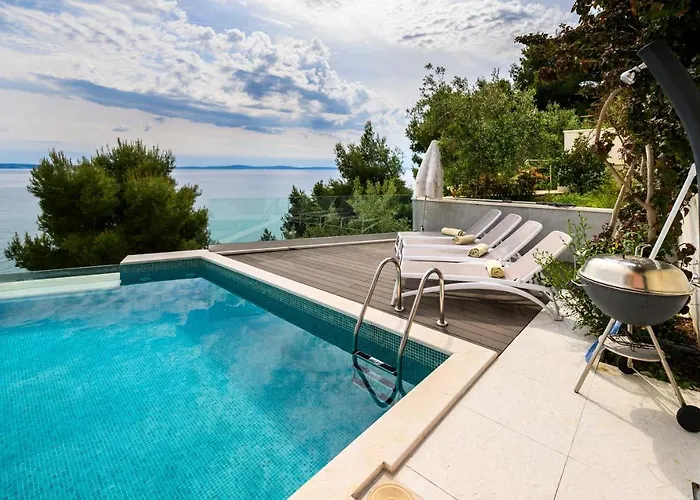 Gallery Luxury Suites & Rooms
