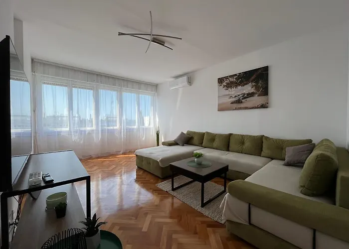Apartment Tomaky