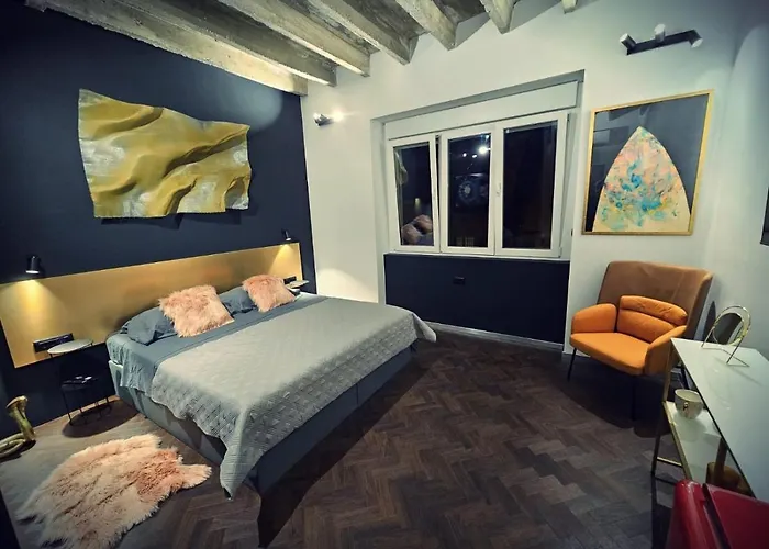 Booza 9 Luxury Room