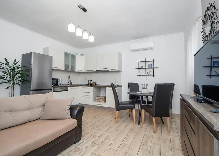Apartment Feratjer