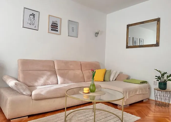 Luxury Apartment Lolipop