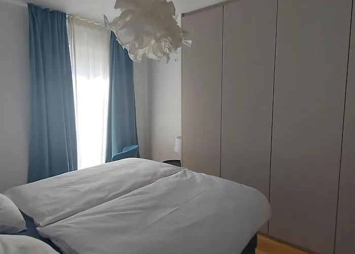 Mint Apartment