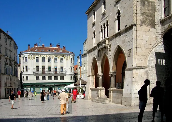 Luxury Bed & Breakfast Rooms Irini, In The Heart Of Split