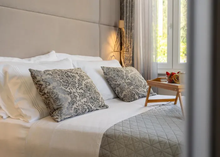 Premium Apartment Alba Rosa