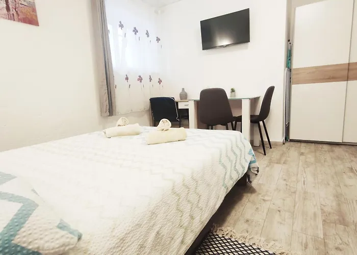 Apartments Close To Sandy Beach